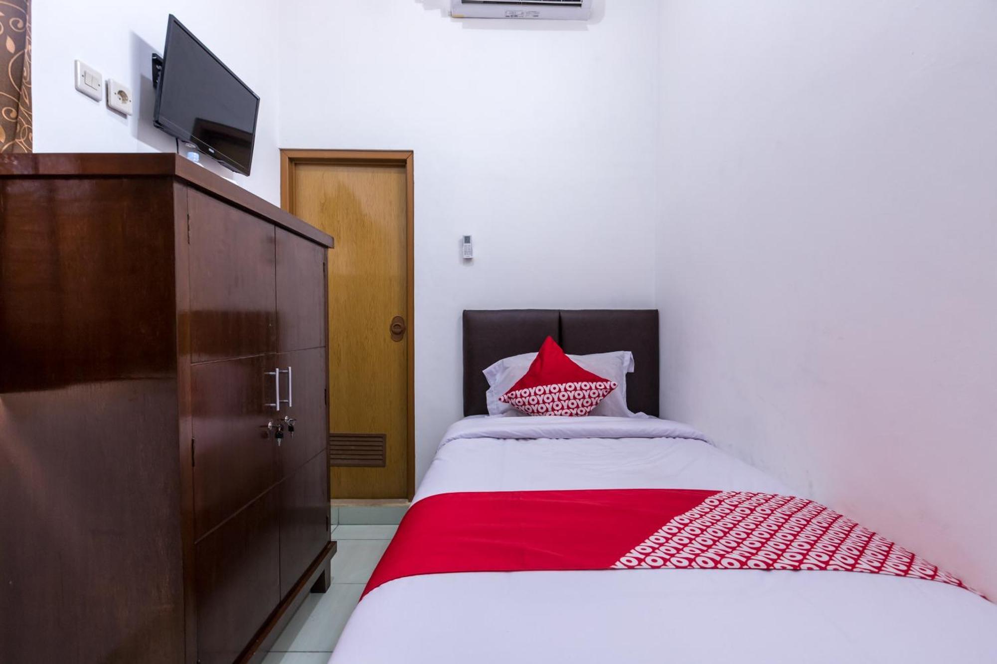 Hotel Oyo 1082 Kost Arie 1 Dżakarta Zewnętrze zdjęcie