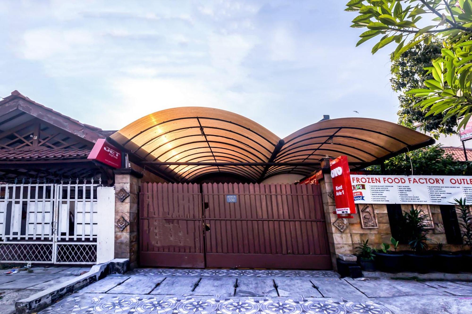 Hotel Oyo 1082 Kost Arie 1 Dżakarta Zewnętrze zdjęcie