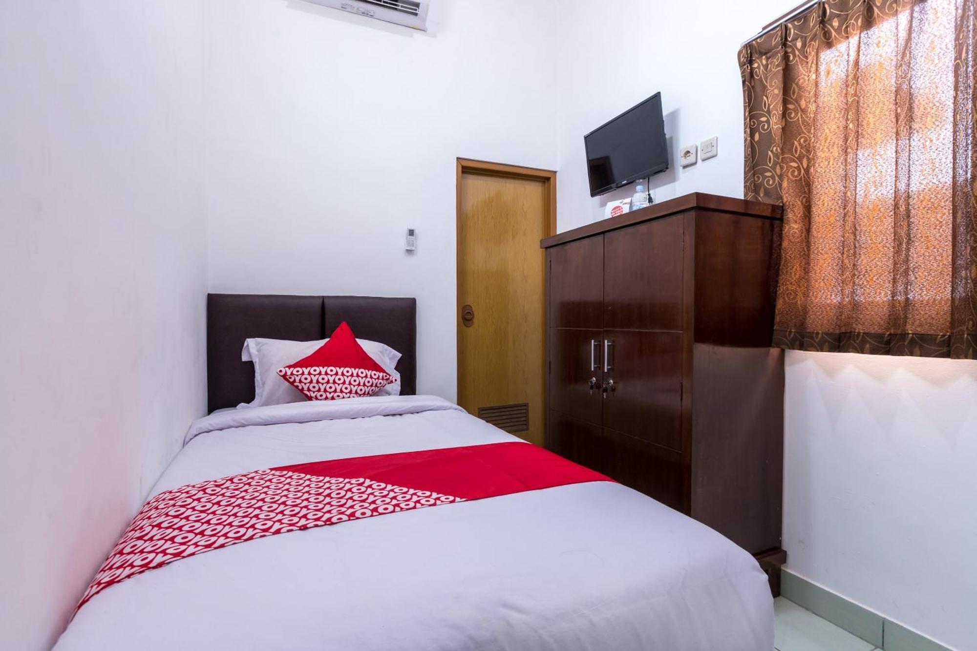 Hotel Oyo 1082 Kost Arie 1 Dżakarta Zewnętrze zdjęcie